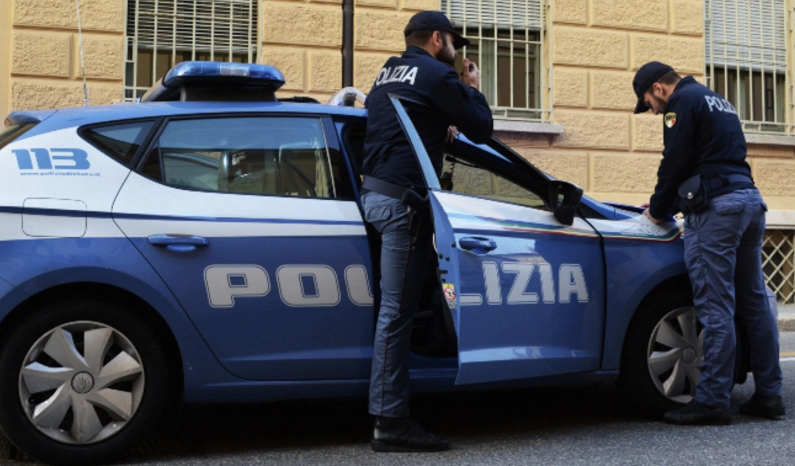 Torino sotto choc, guardia giurata spara 8 colpi a bruciapelo all’ex moglie uccidendola