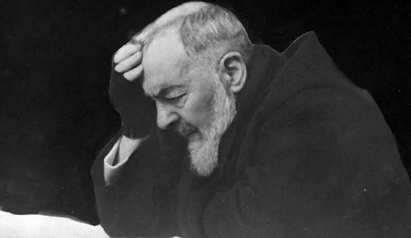 Preghiera molto potente a Padre Pio di guarigione per anziani e persone con problemi di salute
